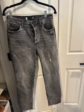 Kut from the Kloth Rosa Ankle Vintage Straight Black Wash Jeans